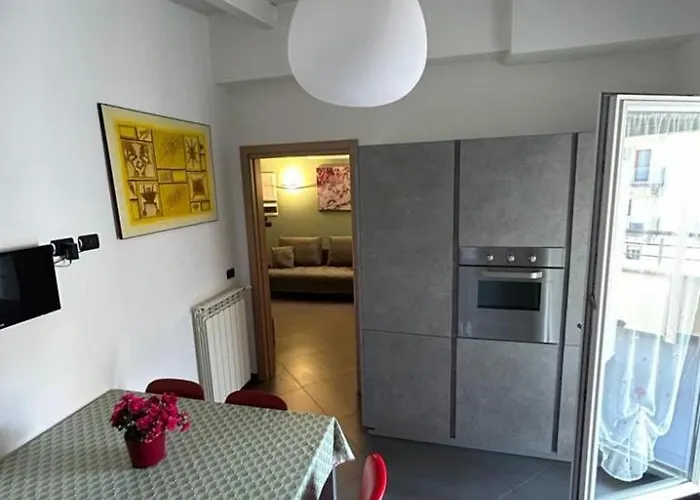 Attico Stazione - Montello 16 Bari